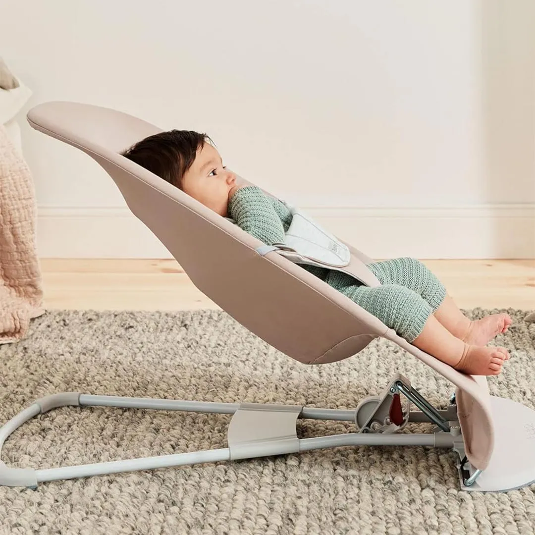 BabyBjrn Balance Soft Baby Bouncer - Beige/Grey - Woven/Jersey
