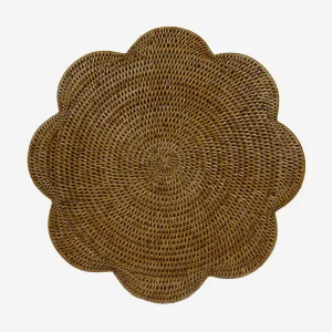 Caspari | Rattan Scallop Placemat