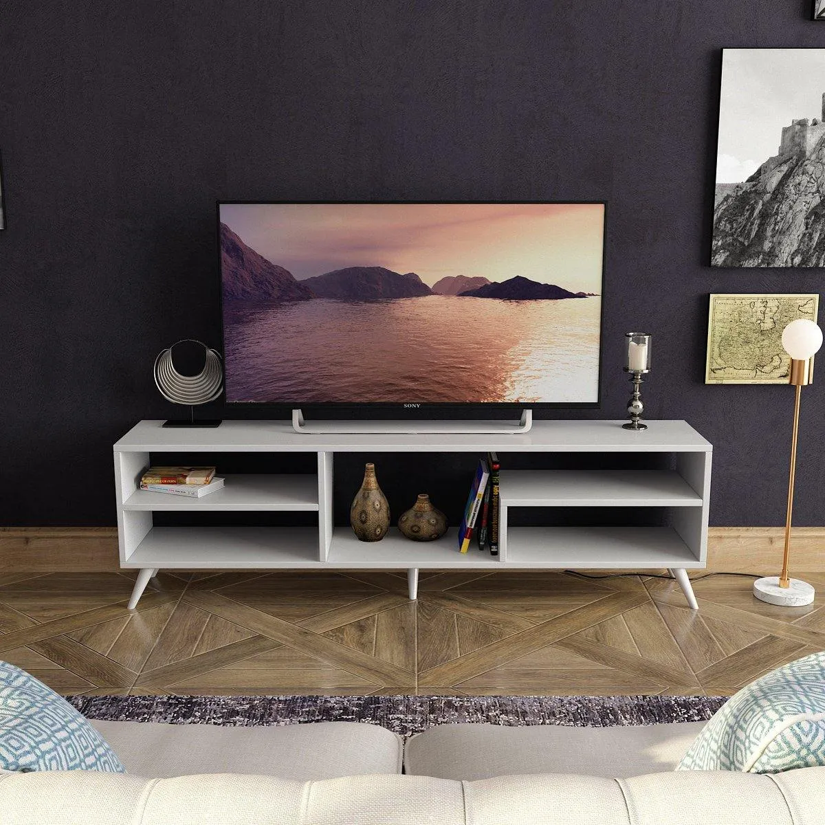 Vamos 59'' TV Stand & Media Console Decorotika